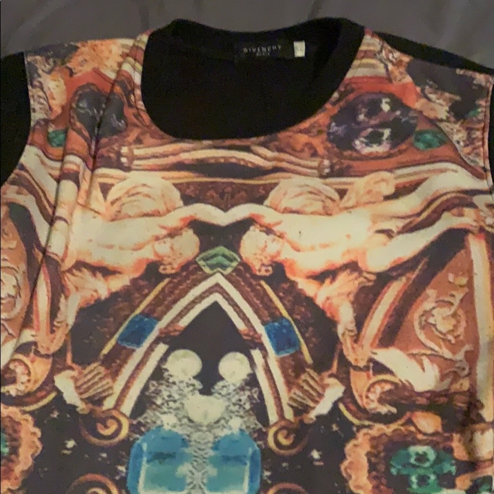 Givenchy - Picture 2 of 2